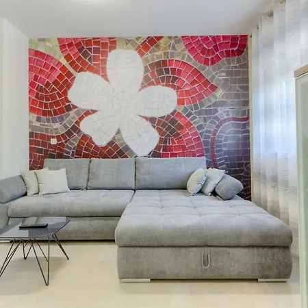 Apartment Majestic Kastel Stari With Terrace - Two Bedroom With Terrace